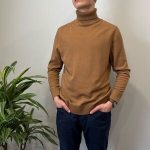 COS Men's Crewneck Sweater in Camel Brown